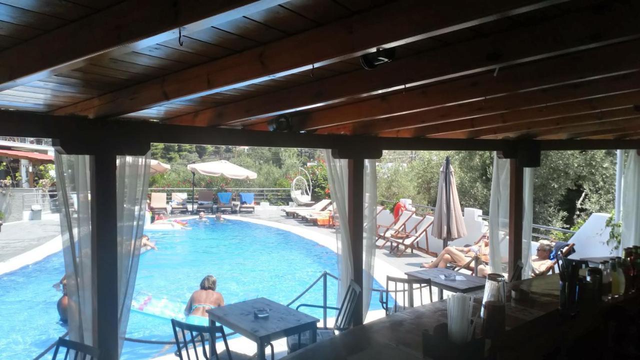 Villa Ftelia Skiathos Chora Extérieur photo